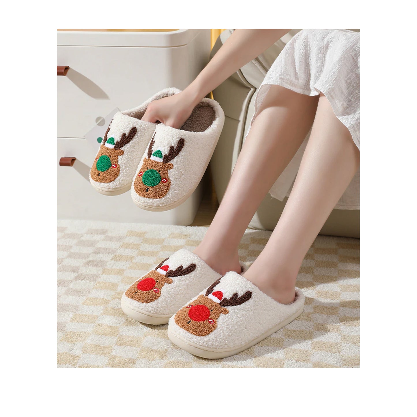 FLOOF Rudolph Slippers in Red