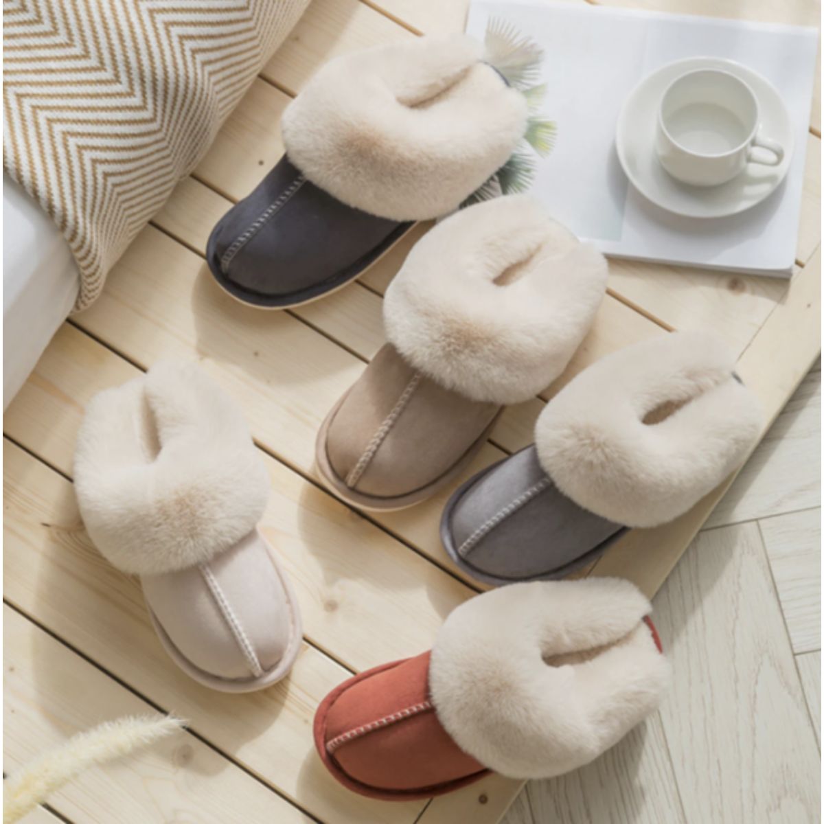 FLOOF Women's Warm Plush Furry Slippers in Beige