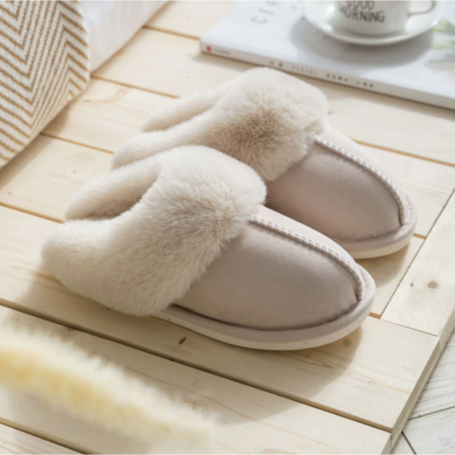 Fluffy slippers beige hot sale