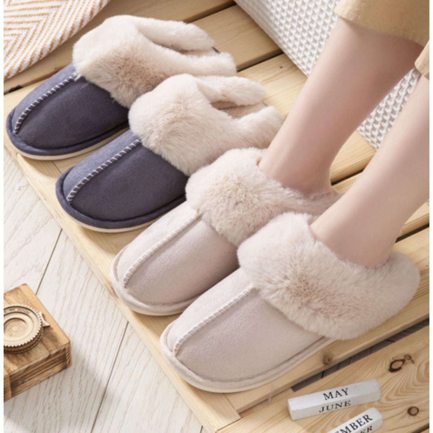 FLOOF Women's Warm Plush Furry Slippers in Beige